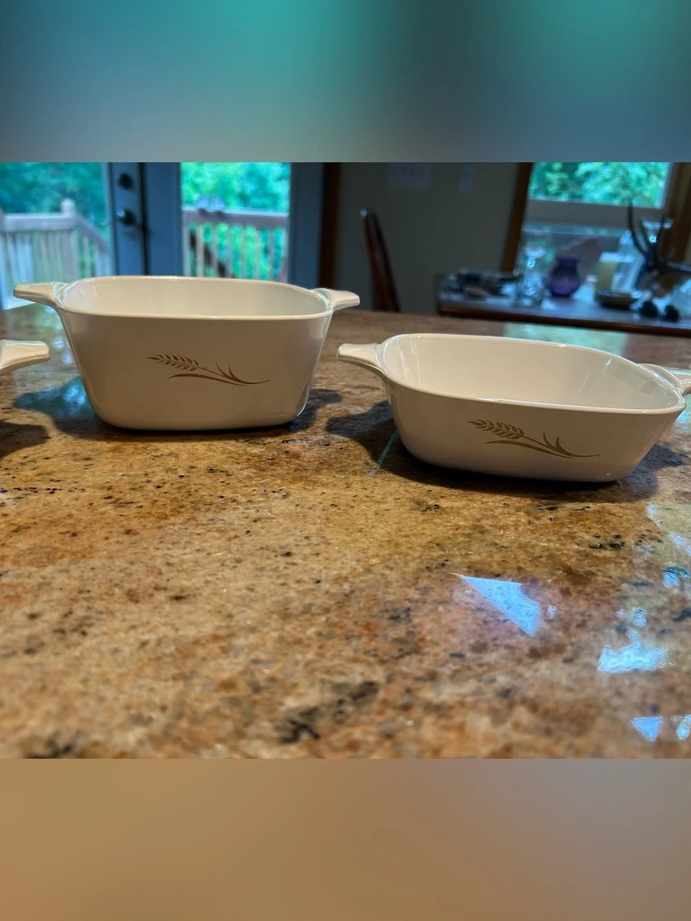 Corningware piece set